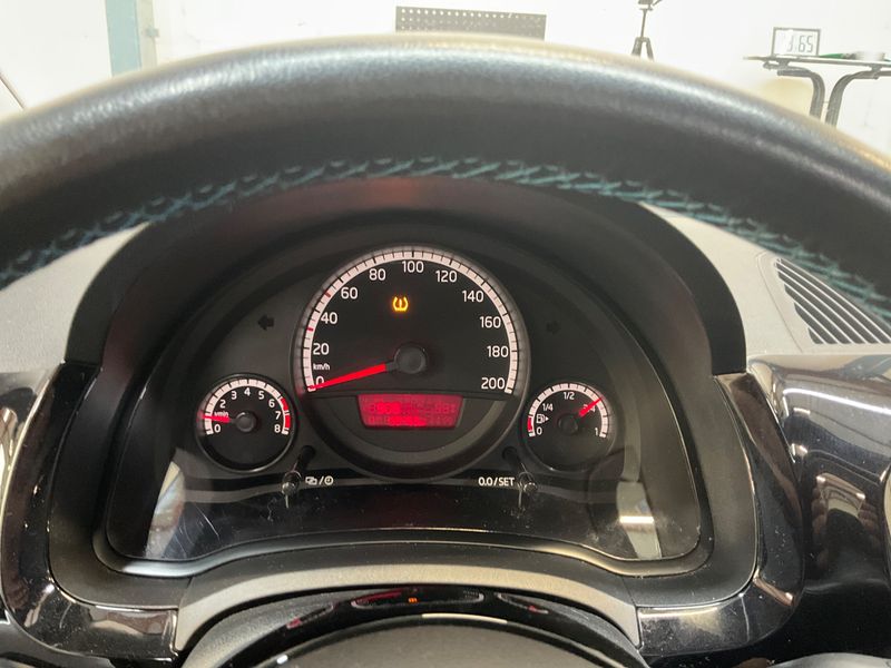 Volkswagen up! 1.0 Cup up! — zdjęcie 13