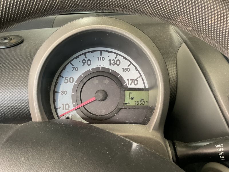 Toyota Aygo 1.0 — zdjęcie 4