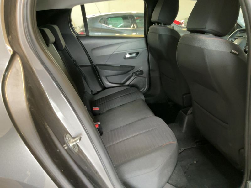Peugeot 208 1.2 PureTech Active — zdjęcie 14