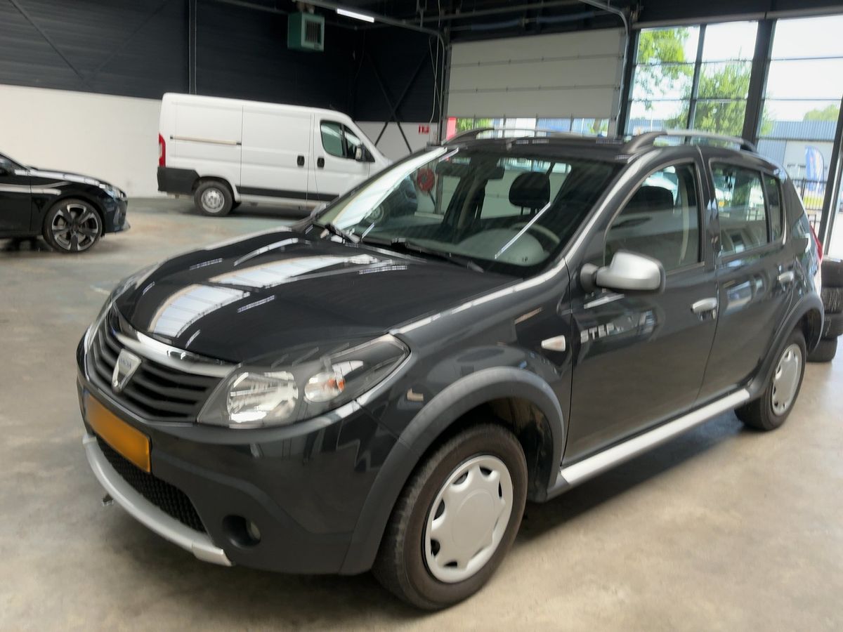 Dacia Sandero 2011