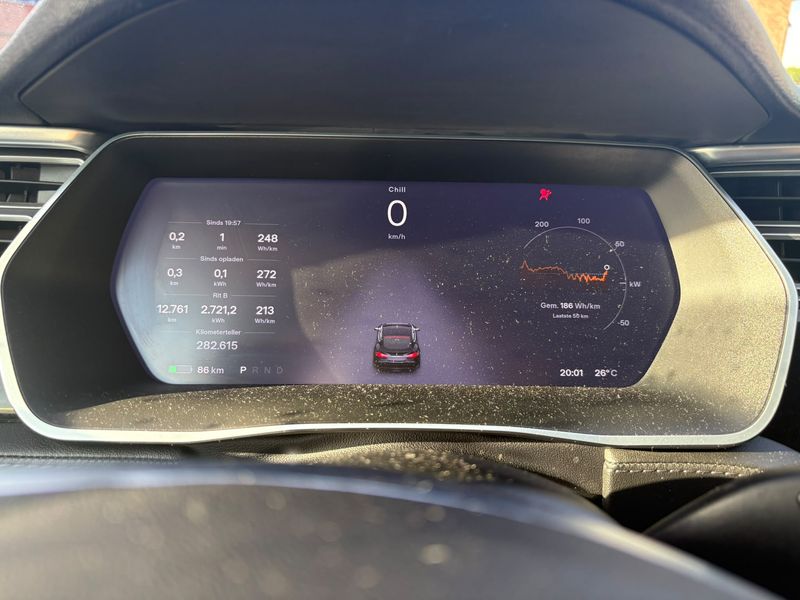 Tesla Model S 60 — zdjęcie 12