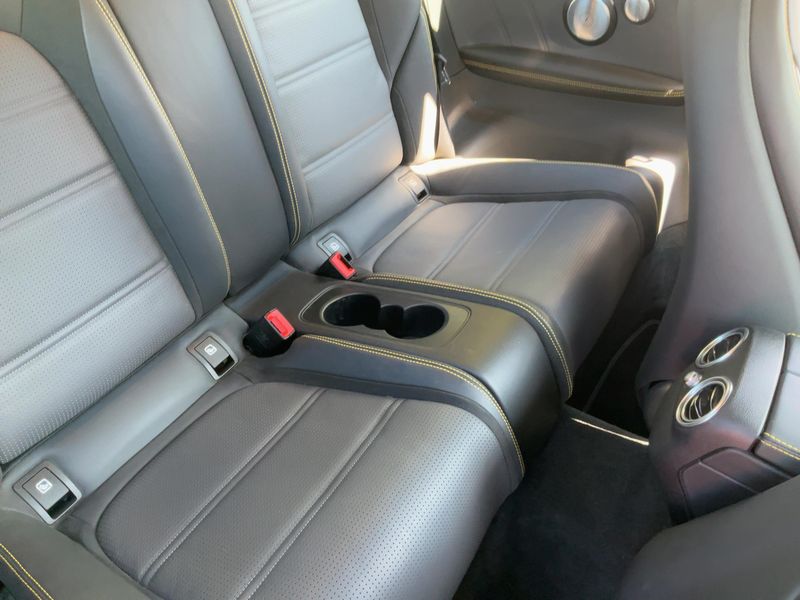 Mercedes-Benz C-Klasse C 63 AMG S — zdjęcie 14