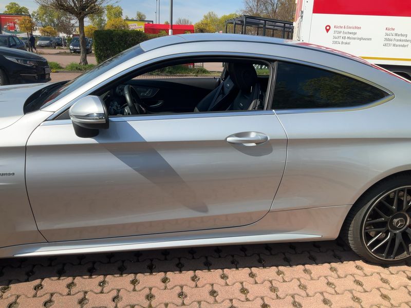Mercedes-Benz C-Klasse C 63 AMG S — zdjęcie 4