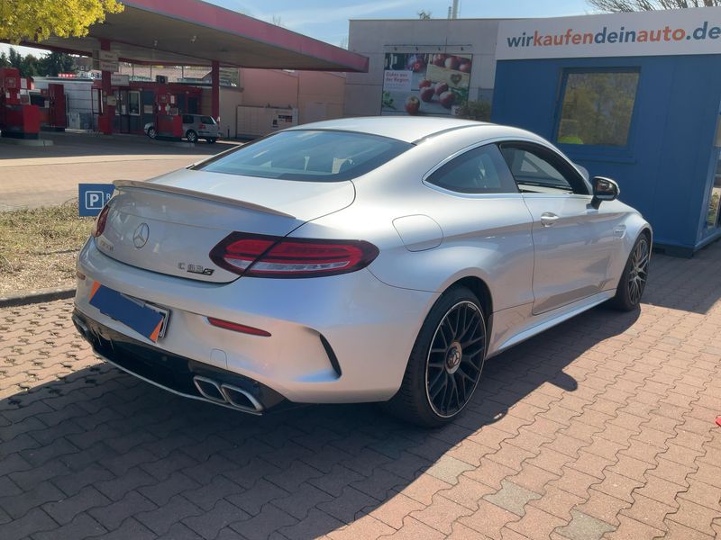 Mercedes-Benz C-Klasse C 63 AMG S — zdjęcie 6