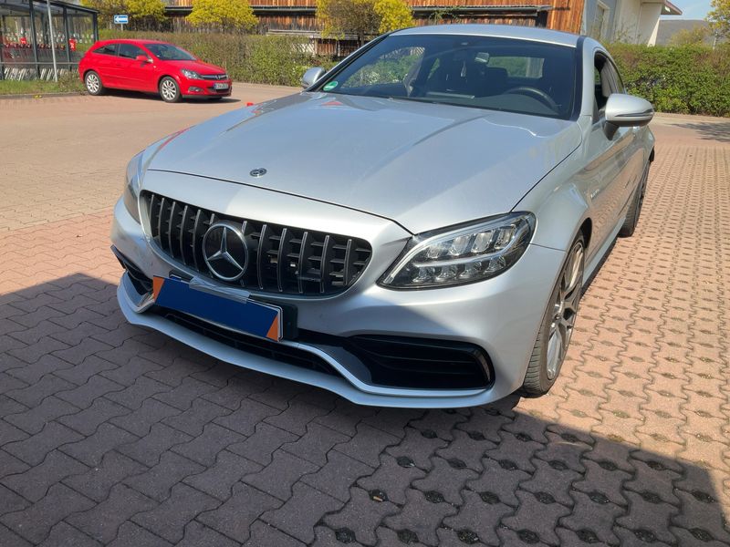 Mercedes-Benz C-Klasse C 63 AMG S — zdjęcie 1