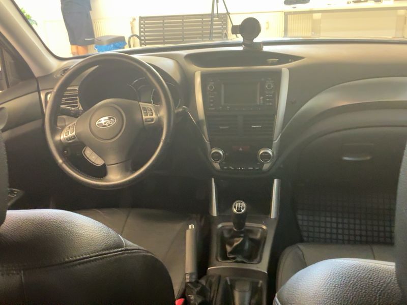 Subaru Forester 2.0 Exclusive — zdjęcie 12