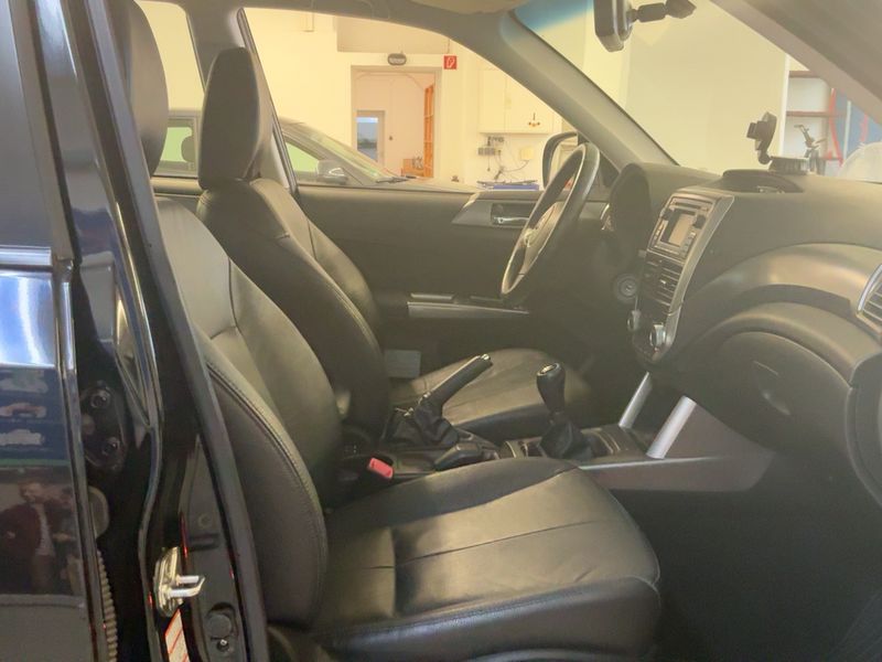 Subaru Forester 2.0 Exclusive — zdjęcie 11