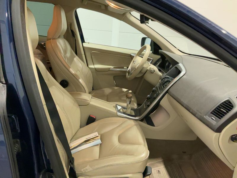 Volvo XC60 2.4 D4 Ocean Race AWD 2012 – снимка 17