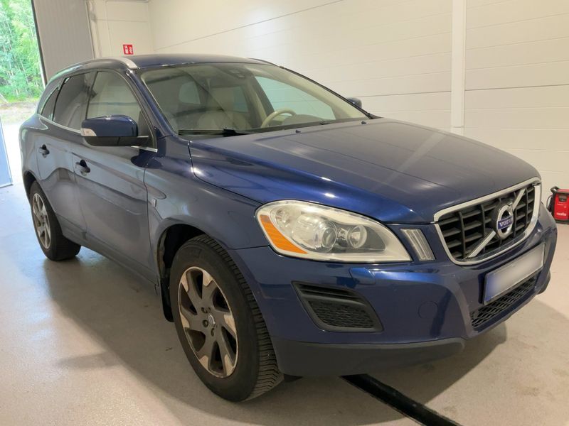 Volvo XC60 2.4 D4 Ocean Race AWD 2012 – снимка 12