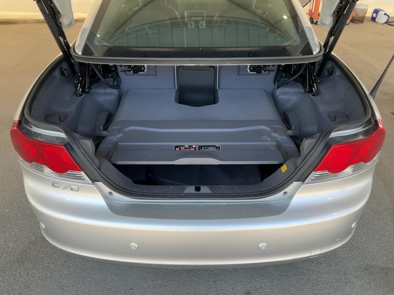 Volvo C70 2.4 Momentum — zdjęcie 10