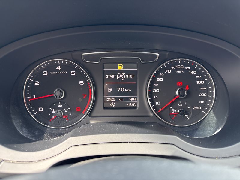 Audi Q3 1.4 TFSI ACT — zdjęcie 12