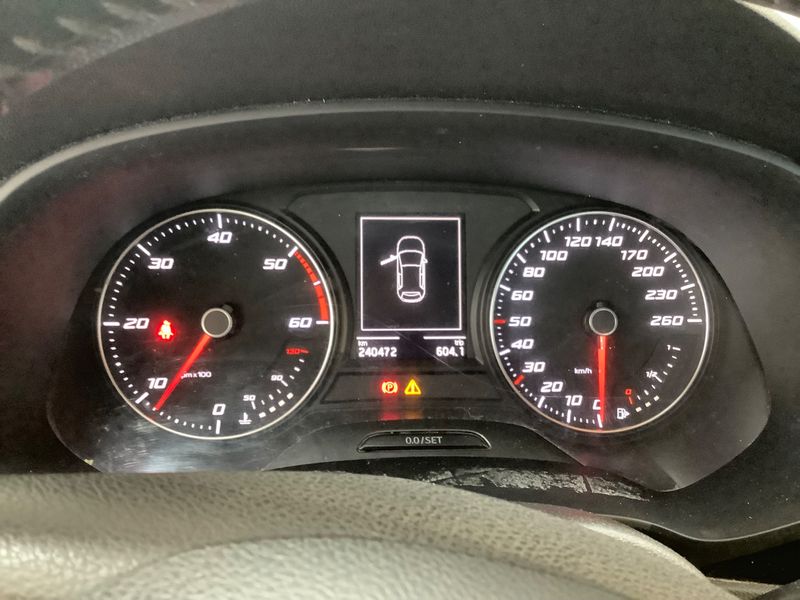 Seat Leon 1.6 TDI Style 2014 – снимка 4