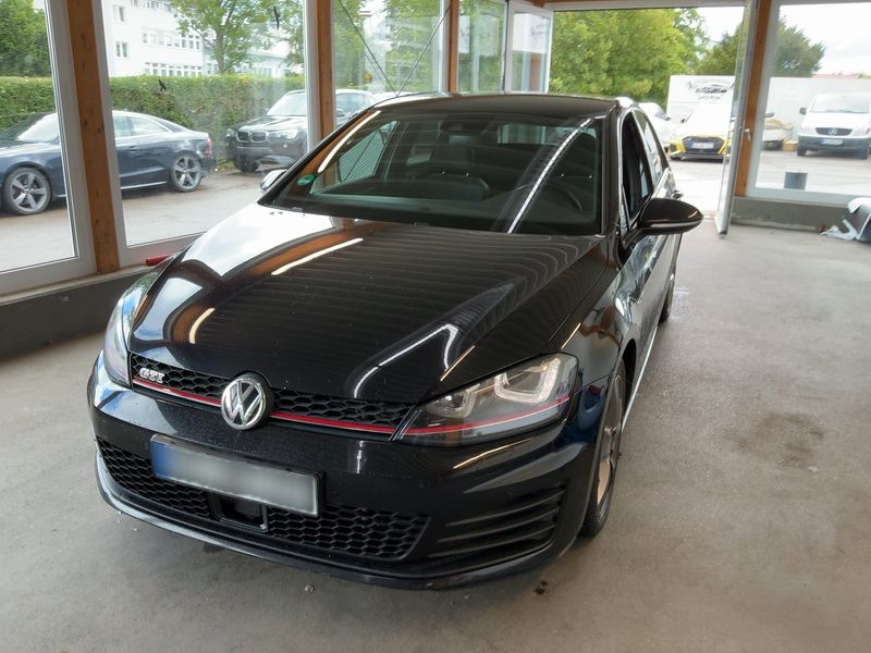 Volkswagen Golf VII 2.0 TFSI GTI "Performance" BlueMotion Tech — zdjęcie 1