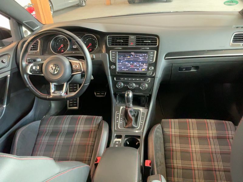Volkswagen Golf VII 2.0 TFSI GTI "Performance" BlueMotion Tech — zdjęcie 12