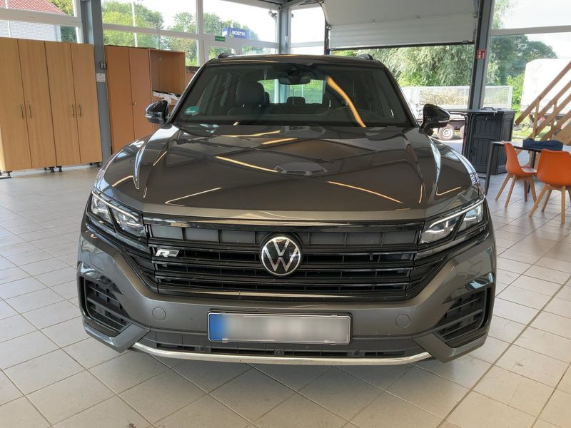 Volkswagen Touareg 3.0 V6 TDI R-Line 4Motion — zdjęcie 9