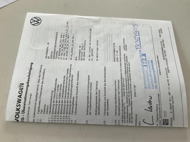 Volkswagen Touareg 3.0 V6 TDI R-Line 4Motion — zdjęcie 16