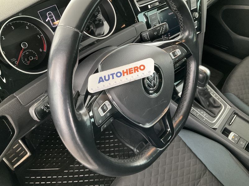 Volkswagen Golf VII 1.6 TDI IQ-DRIVE 2019 – снимка 38