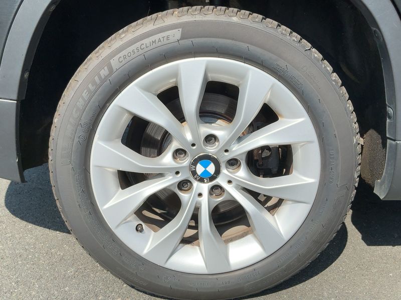 BMW X1 xDrive 20d Luxe 2012 – снимка 9