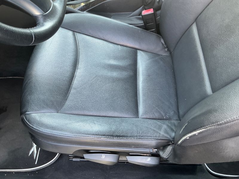 BMW X1 xDrive 20d Luxe 2012 – снимка 25