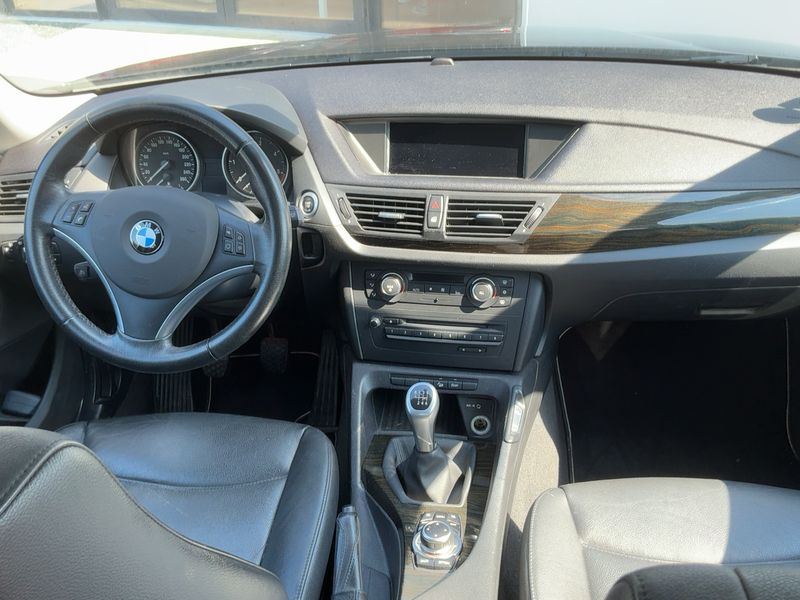 BMW X1 xDrive 20d Luxe — zdjęcie 12