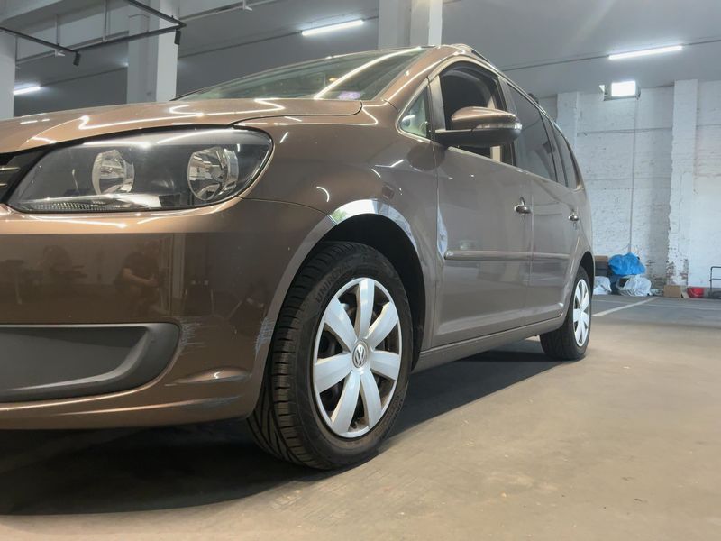 Volkswagen Touran 1.2 TSI Comfortline BlueMotion Tech 2013 – снимка 2