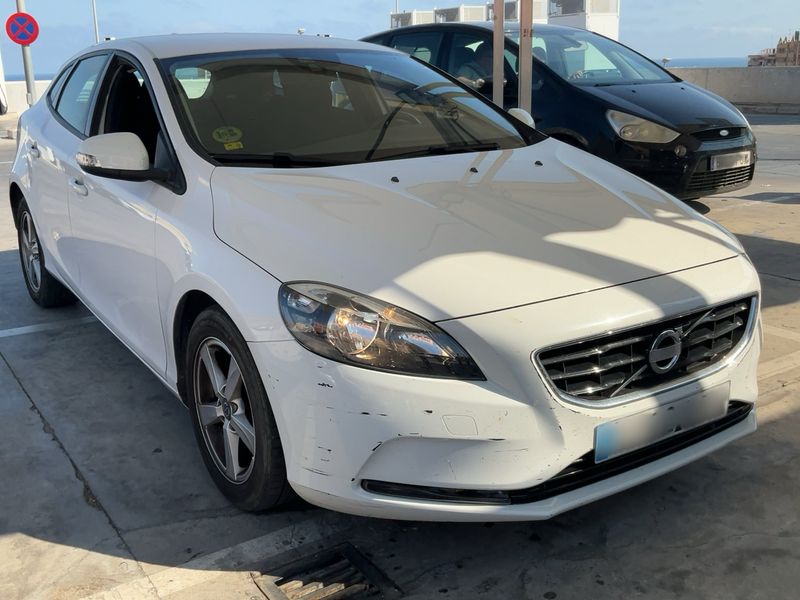 Volvo V40 1.6 D2 — zdjęcie 8