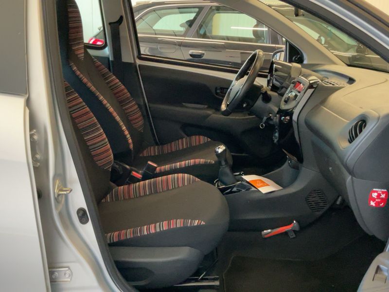 Citroen C1 1.0 VTi Feel — zdjęcie 11