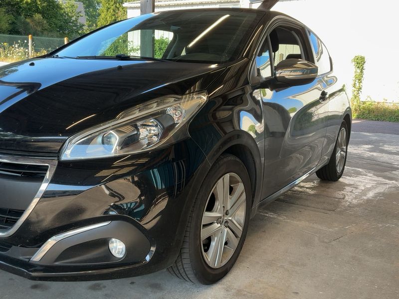 Peugeot 208 1.2 e-VTi Style 2018 – снимка 2