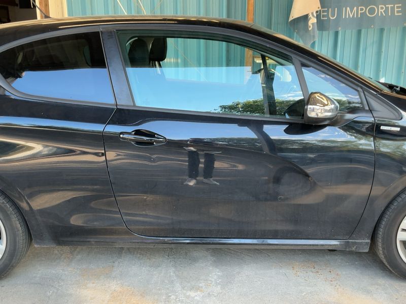 Peugeot 208 1.2 e-VTi Style 2018 – снимка 10