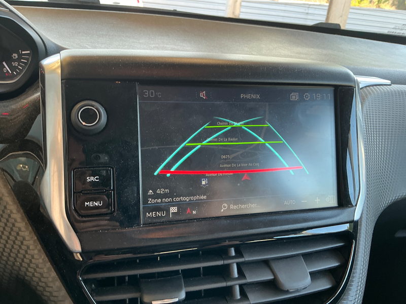 Peugeot 208 1.2 e-VTi Style 2018 – снимка 24