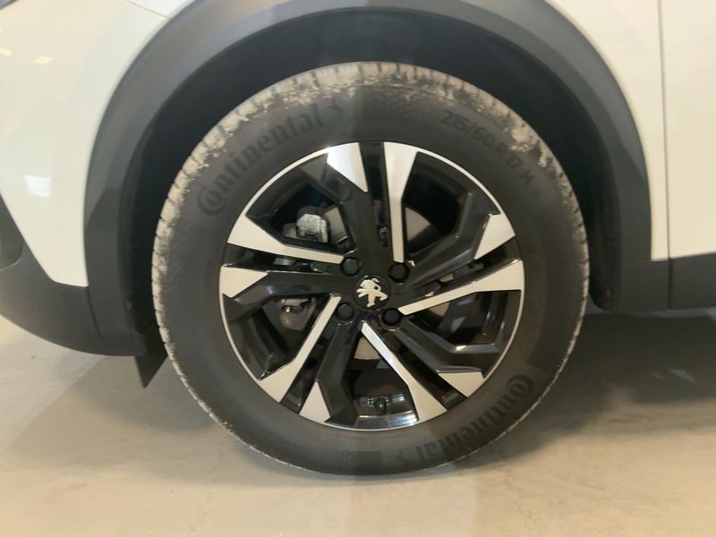 Peugeot 2008 1.2 PureTech Allure 2021 – снимка 3