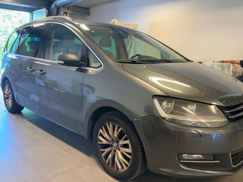Volkswagen Sharan 2.0 TDI Highline BlueMotion Tech 2011 – снимка 12
