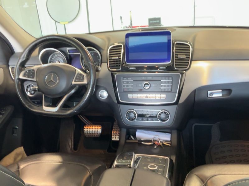 Mercedes-Benz GLE-Klasse GLE 350 d 4Matic Premium — zdjęcie 12