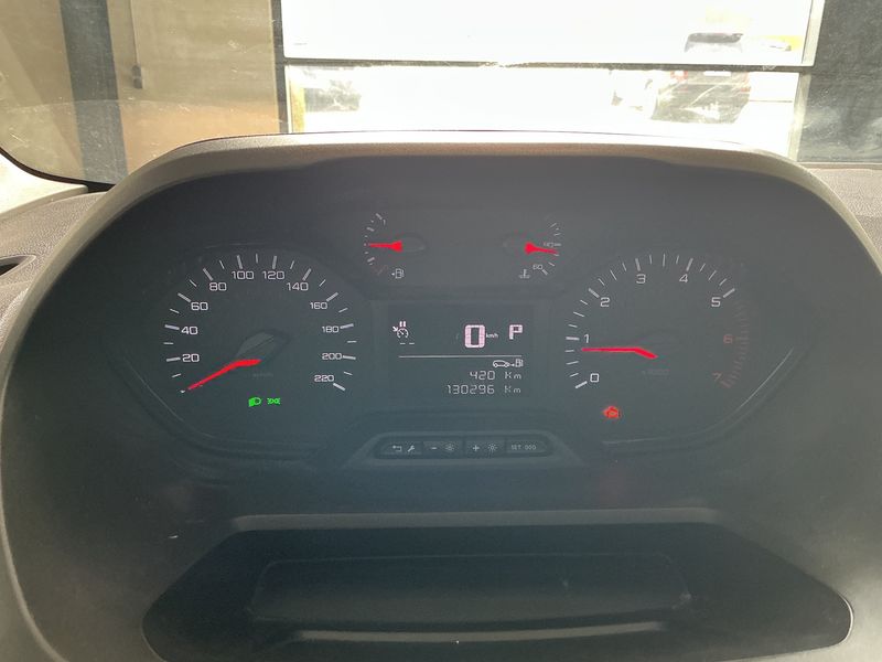 Peugeot Partner 1.5 Blue-HDi Premium L1 — zdjęcie 13