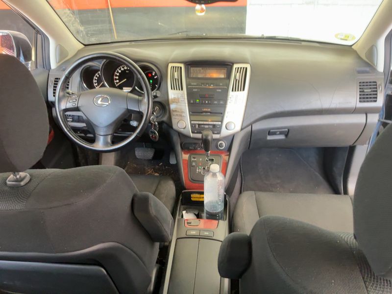 Lexus RX-Serie RX 300 — zdjęcie 12