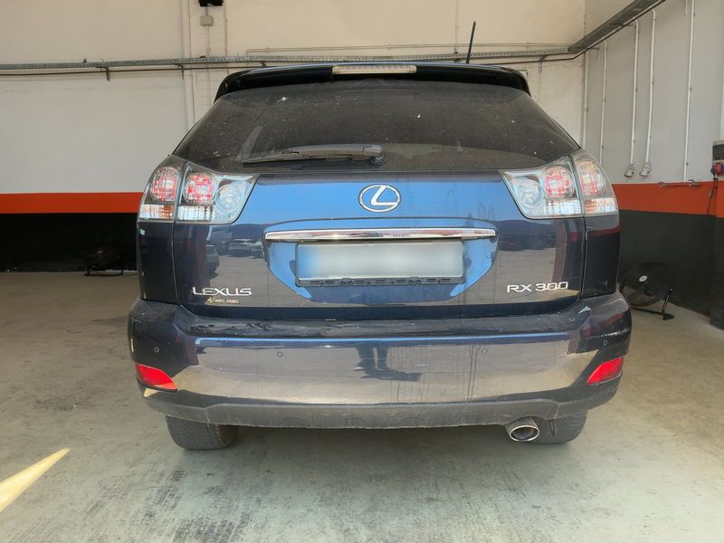 Lexus RX-Serie RX 300 — zdjęcie 5