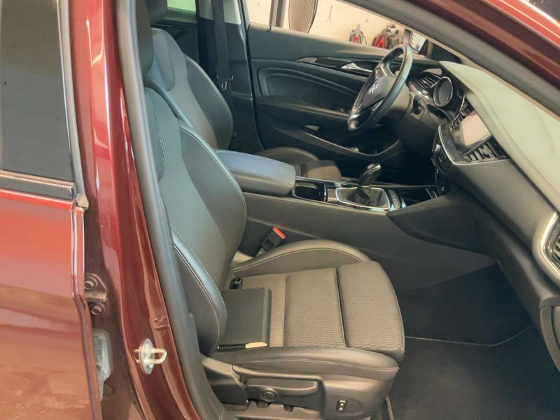 Opel Insignia Grand Sport 1.5 SIDI Turbo INNOVATION — zdjęcie 11