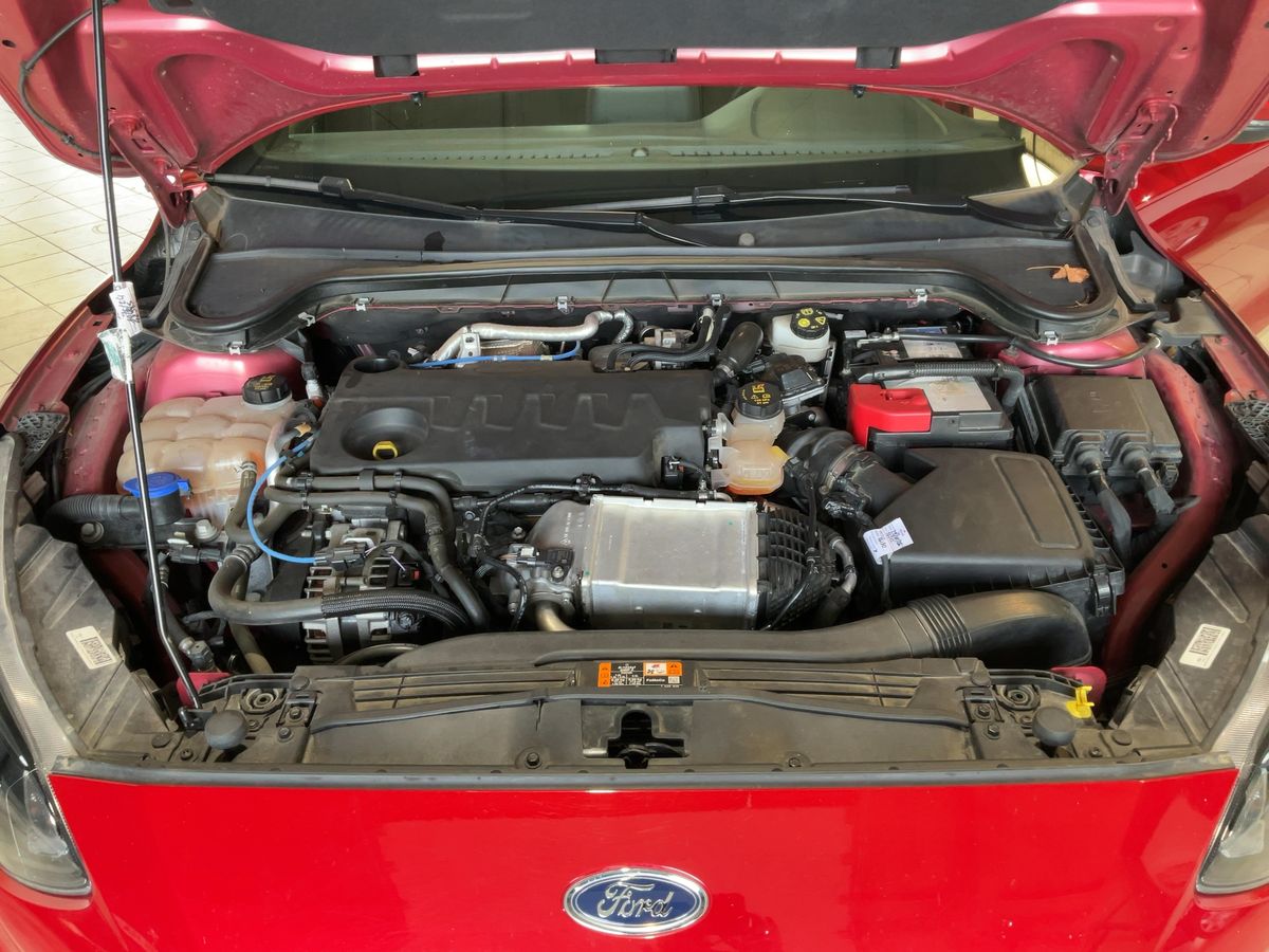 Ford Focus 2020 — photo 26
