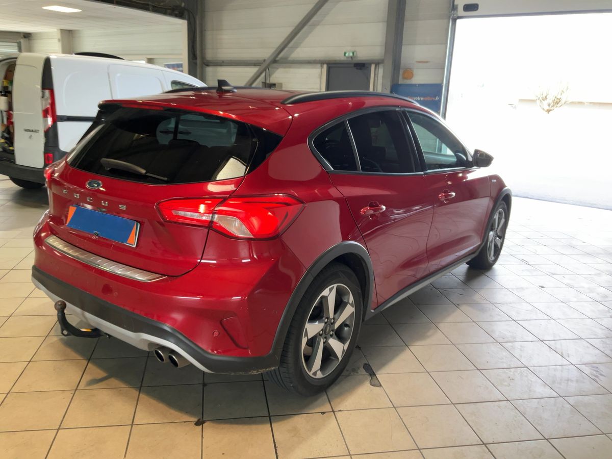 Ford Focus 2020 — photo 9