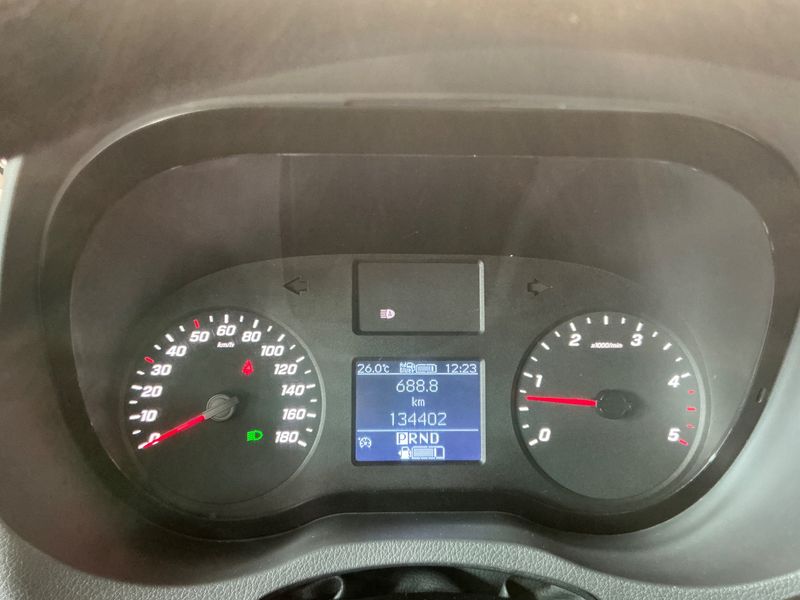 Mercedes-Benz Sprinter 319 CDI RWD L2 — zdjęcie 13