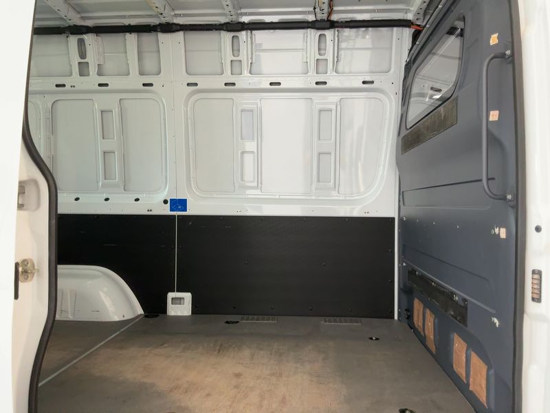 Mercedes-Benz Sprinter 319 CDI RWD L2 — zdjęcie 14