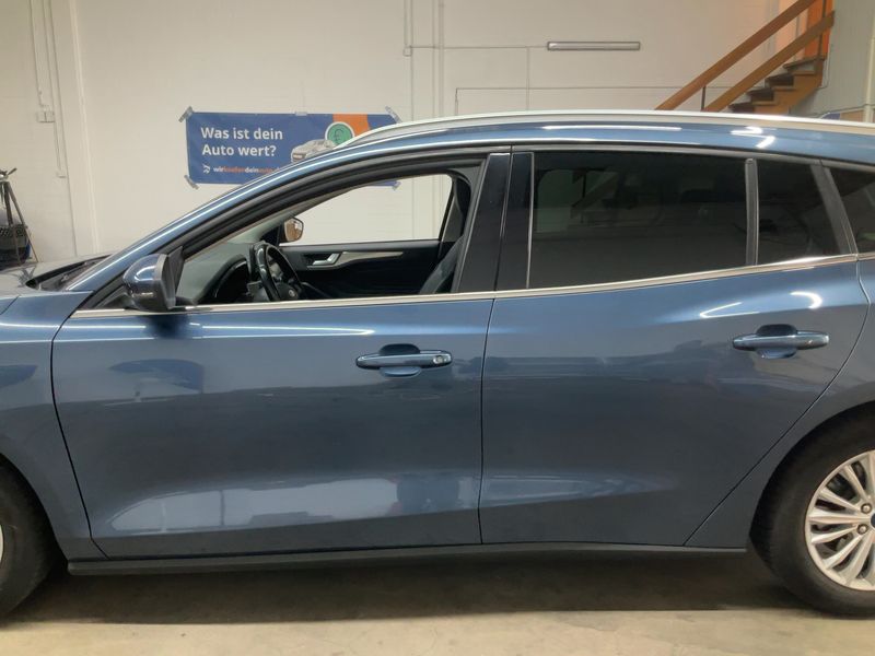 Ford Focus 1.5 TDCi EcoBlue Titanium 2019 – снимка 4