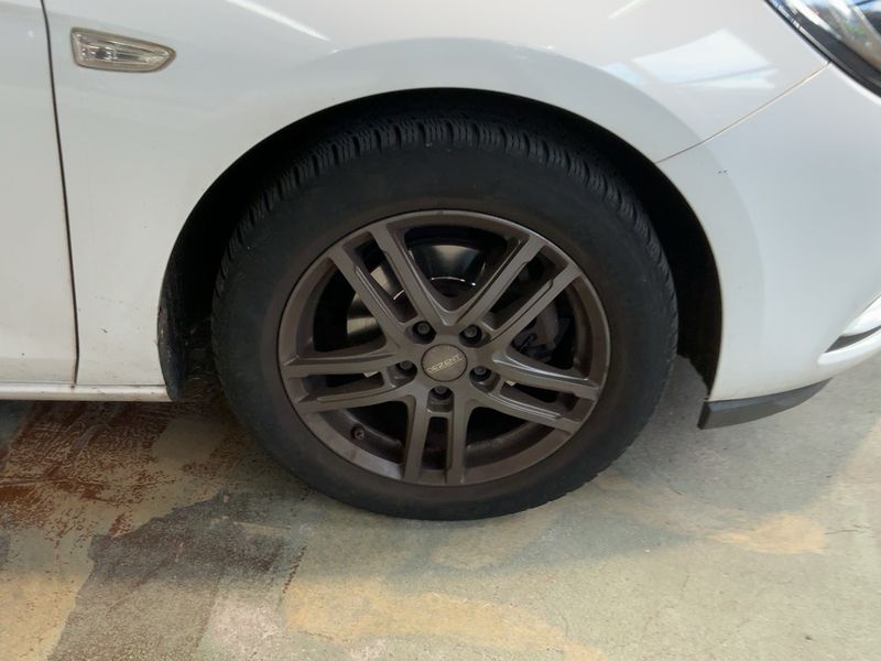 Opel Astra 1.6 CDTI DPF Business Start/Stop 2019 – снимка 11