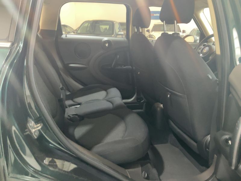 MINI Countryman One D — zdjęcie 14