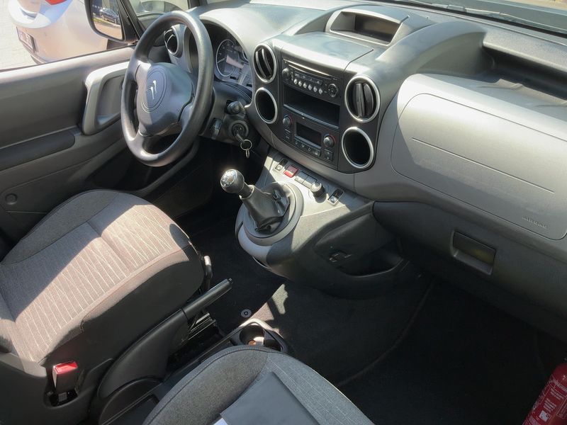 Citroen Berlingo 1.2 e-THP XTR — zdjęcie 12
