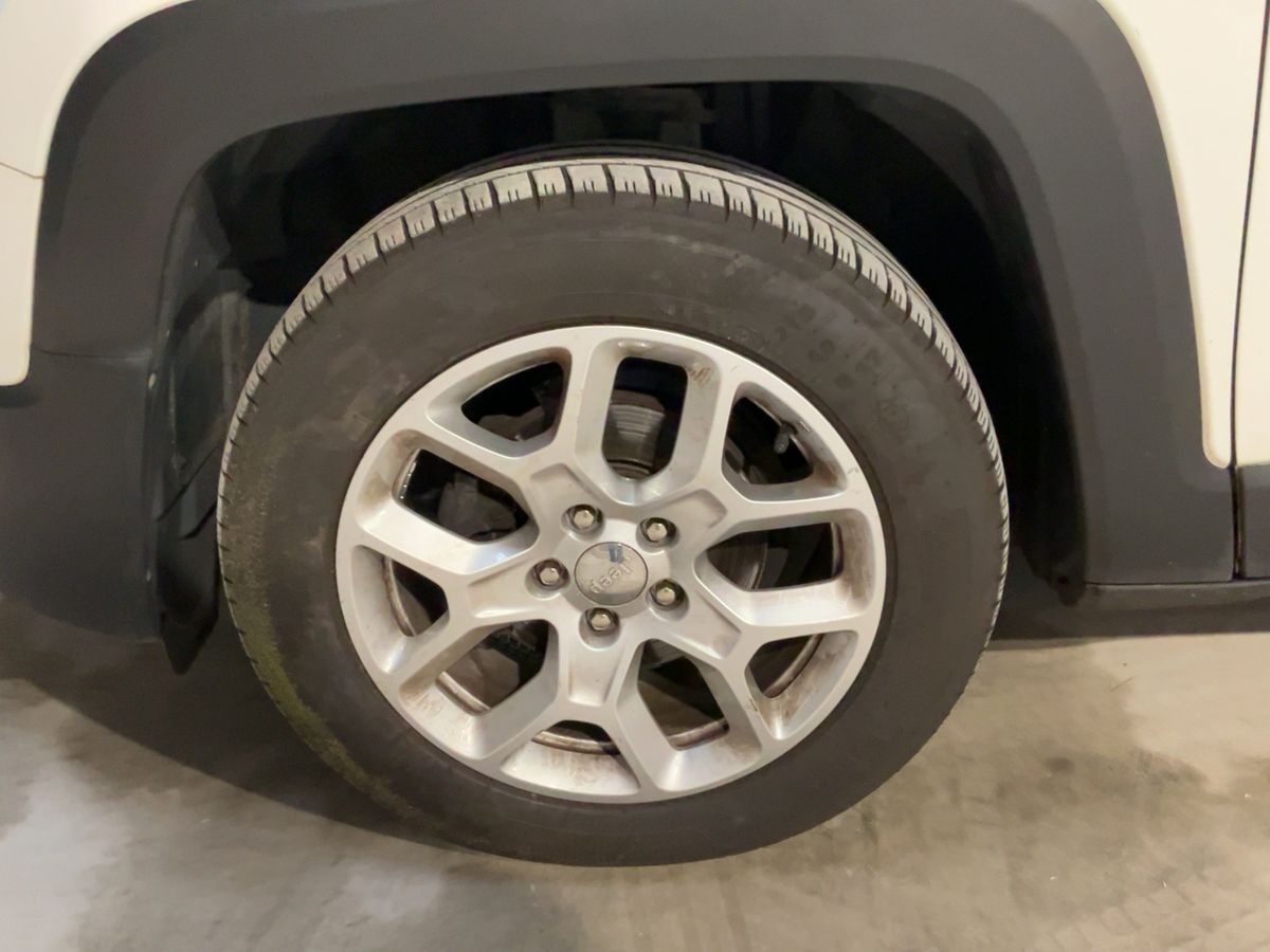 Jeep Renegade 2018 — photo 4
