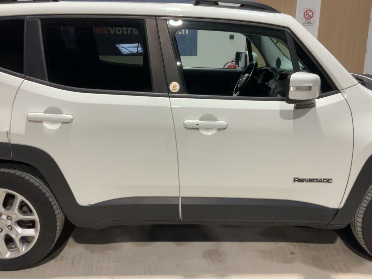 Jeep Renegade 2018 — photo 11