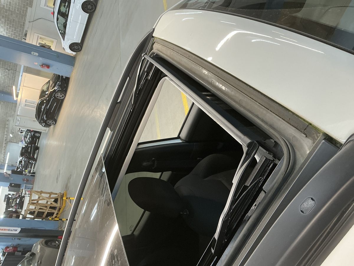 Jeep Renegade 2018 — photo 41
