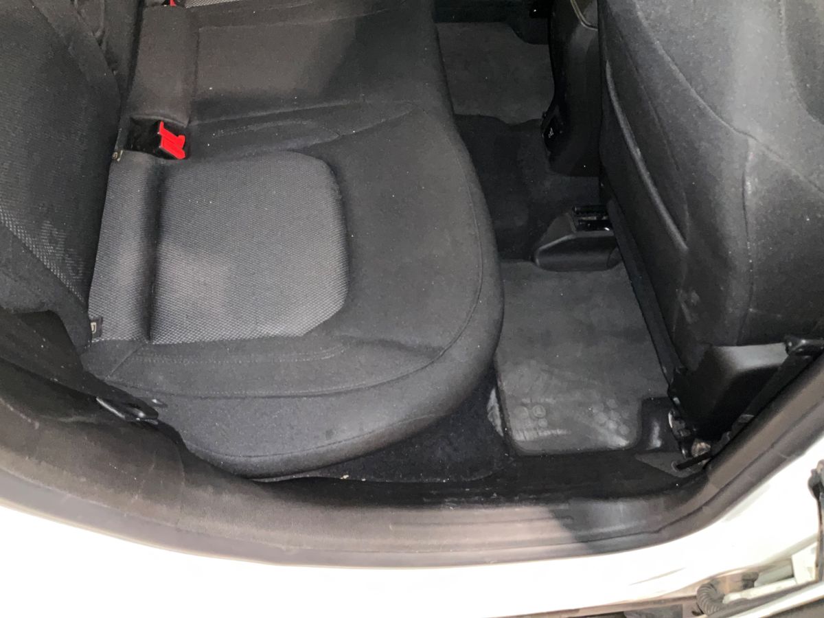 Jeep Renegade 2018 — photo 51