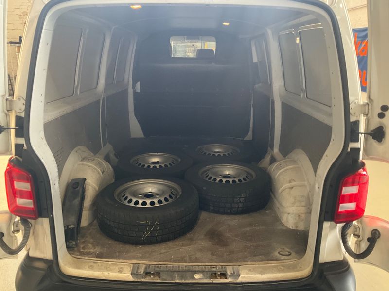 Volkswagen T6 Transporter 2.0 TDI Kasten lang — zdjęcie 10